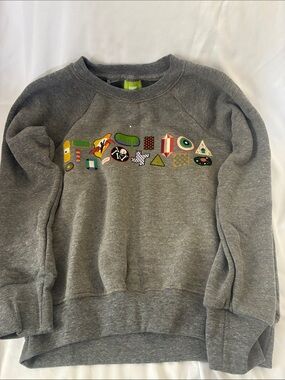 KMM Kids Gray Crewneck Sweatshirt with Colorful Patch Motif